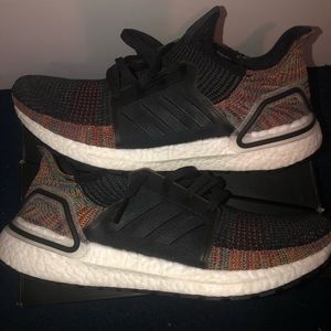 Ultraboost 19 “Dark Pixel” OG color-way